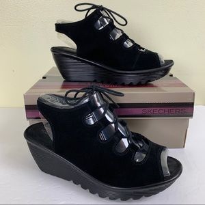 Women’s size 8 Skechers suede wedges sandals shoes